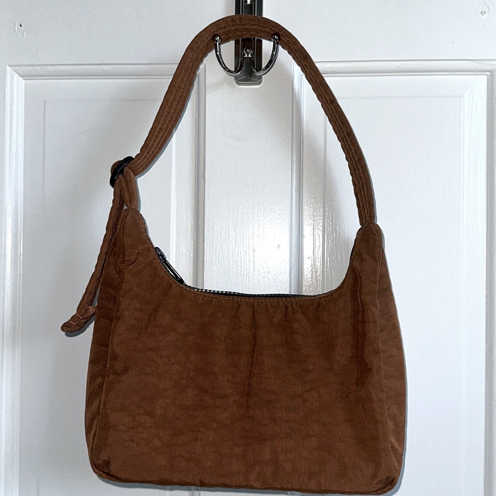 BAGGU mini nylon shoulder bag (Brown)